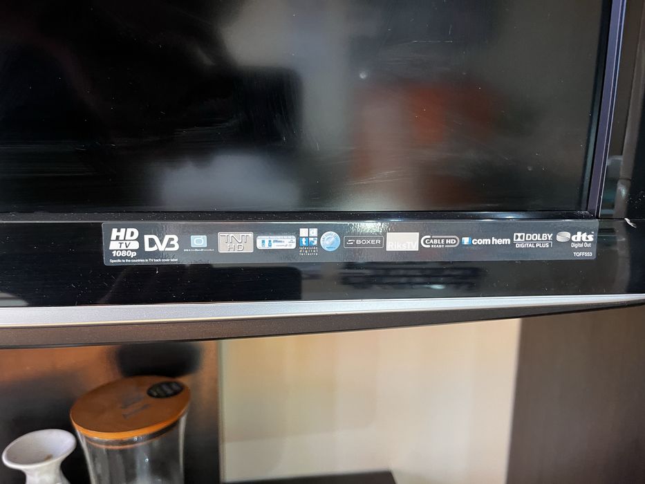 Телевизор Panasonic Viera TX-L37G10E 37 инча