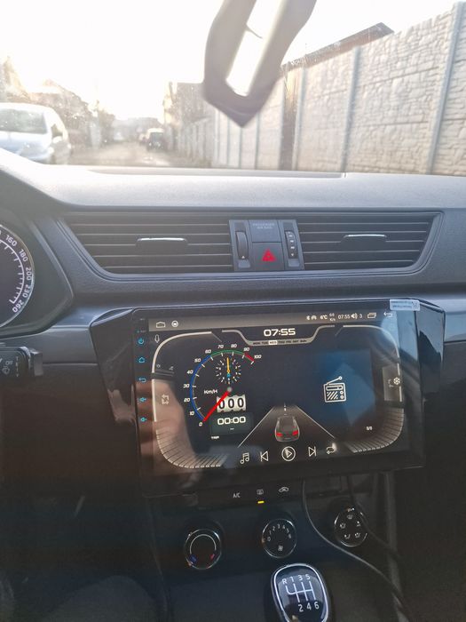 Navigatie skoda superb 3