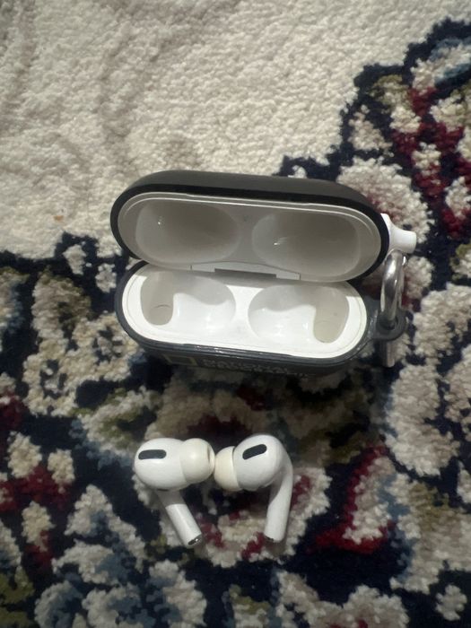 Airpods 3 orginal sotiladi
