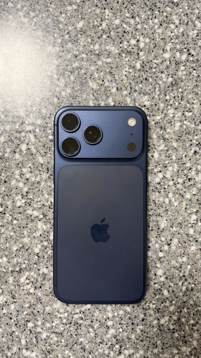 Iphone 17 Pro Max 512 Deep Blue