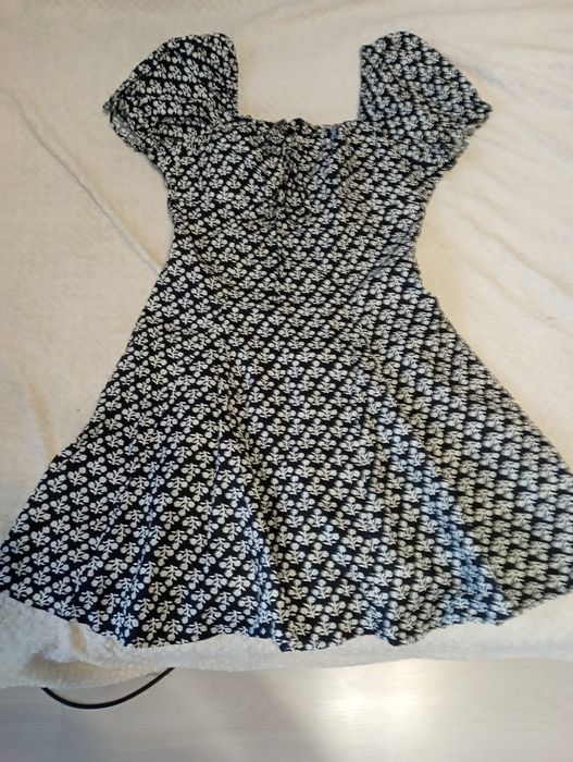 Продаю  женские молодежные вещи