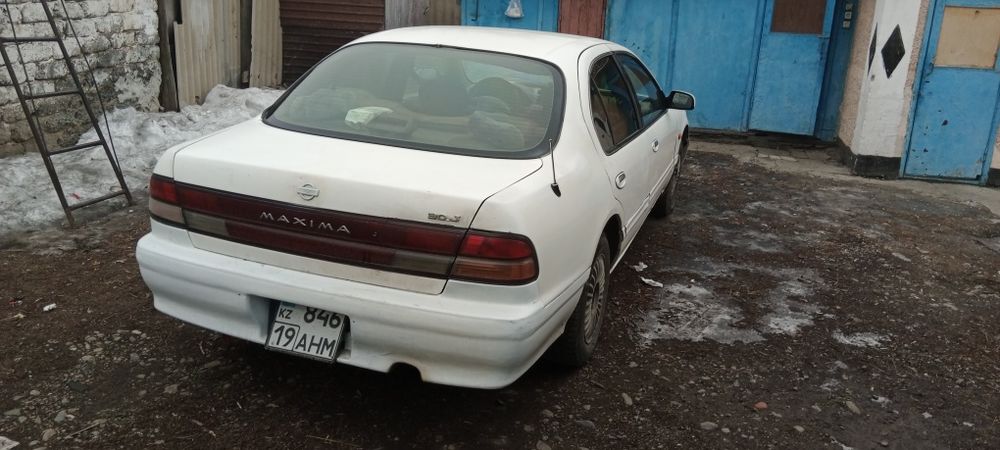 Продам срочно максима