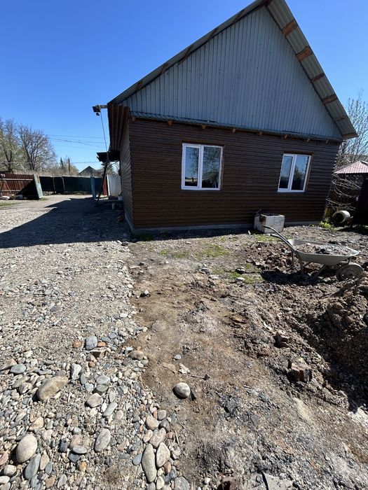 Продам дом зимний на паровозном