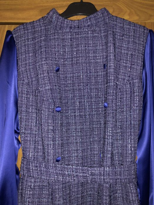 Zara koyne tyomno siniy