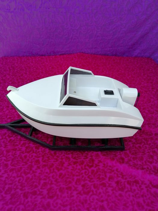 Катер ручной работы