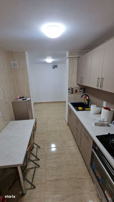 Apartament de 2 camere cu balcon, ideal pentru studenți