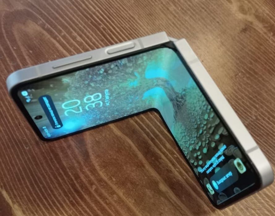 Самсунг Z flip 6