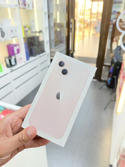 Продам iphone 13 128gb