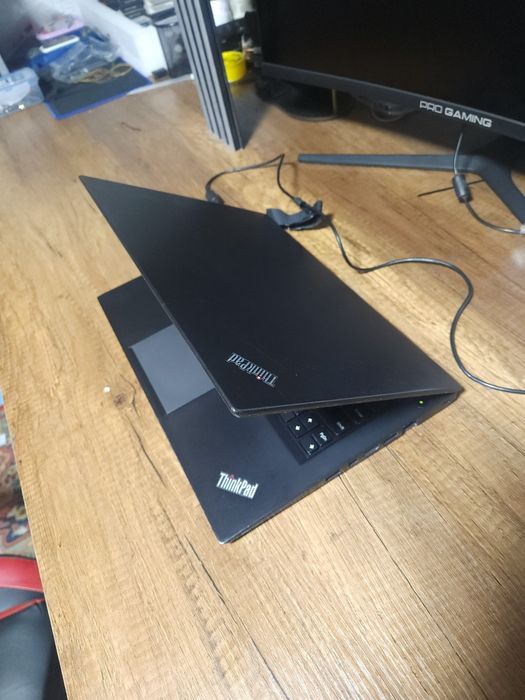 Sensorli Thinkpad 14 dyum