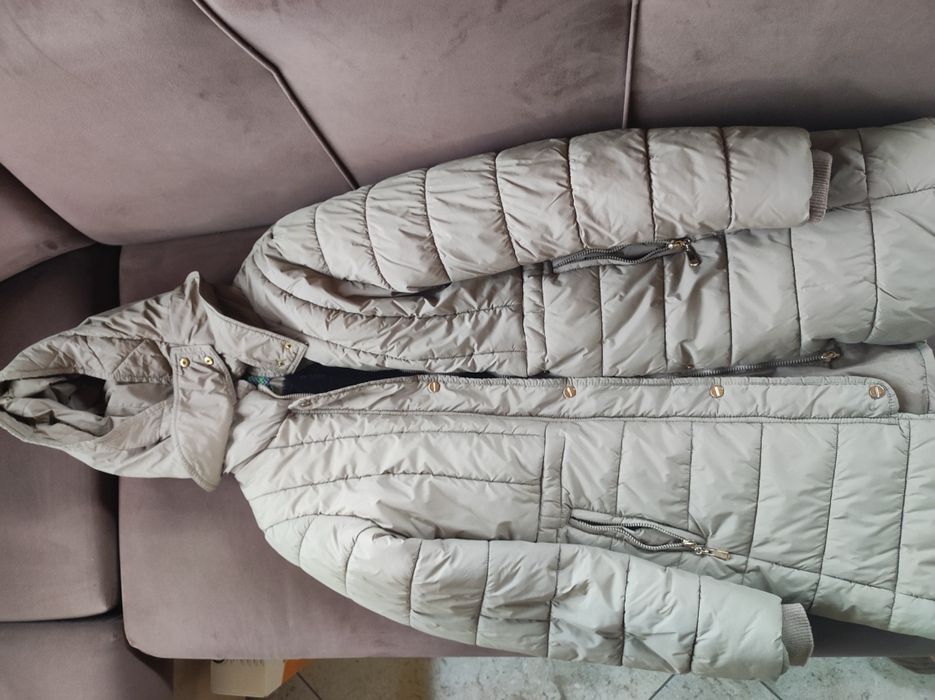 Дълго зимно дамско яке с качулка