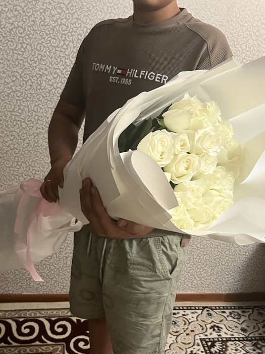 Букет из белых роз,25 шт