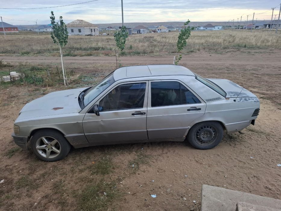 Мерседес бенз 190