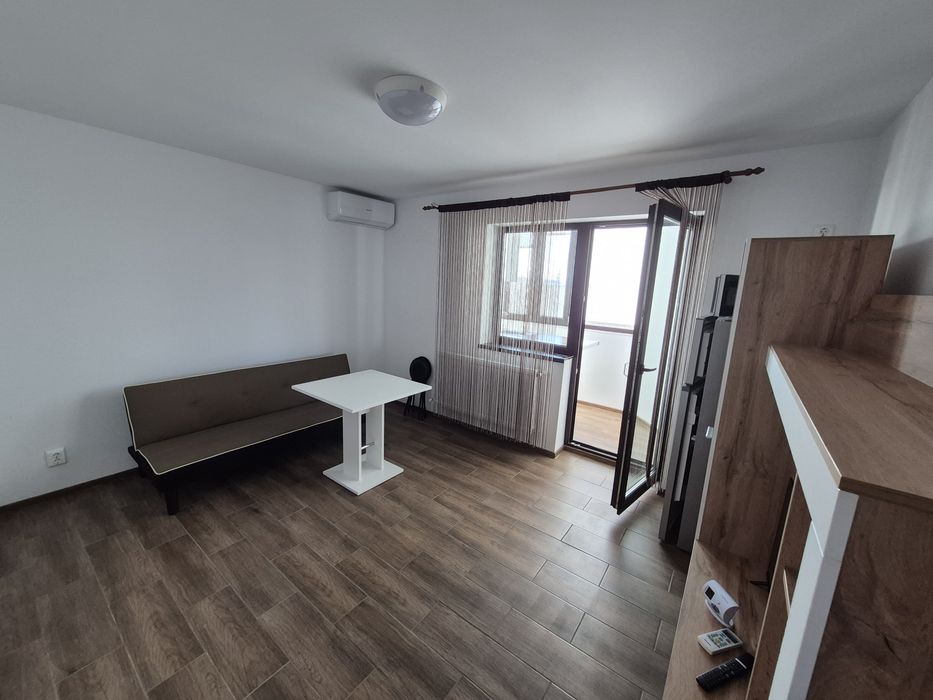 Închiriez  Garsonieră  1350 lei si apartament 2000 lei in Manolache Il