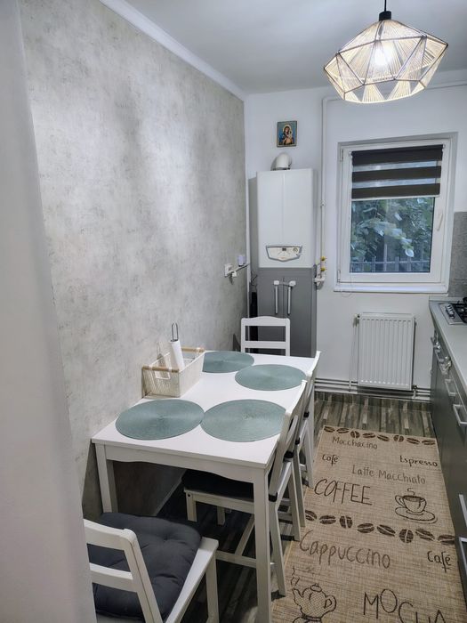 Proprietar - Vând Apartament 3 Camere, 72 mp, Micro 5 - Balaban, Etaj 3/4