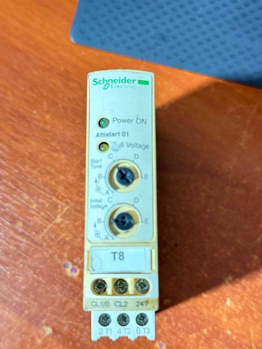 Устройство плавного пуска Schneider Electric Altistart
