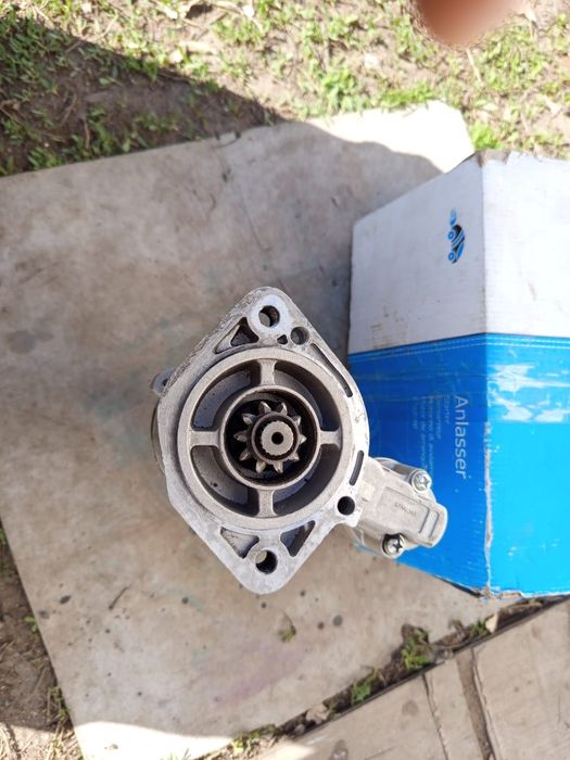 Продам стартер на хундай старэкс