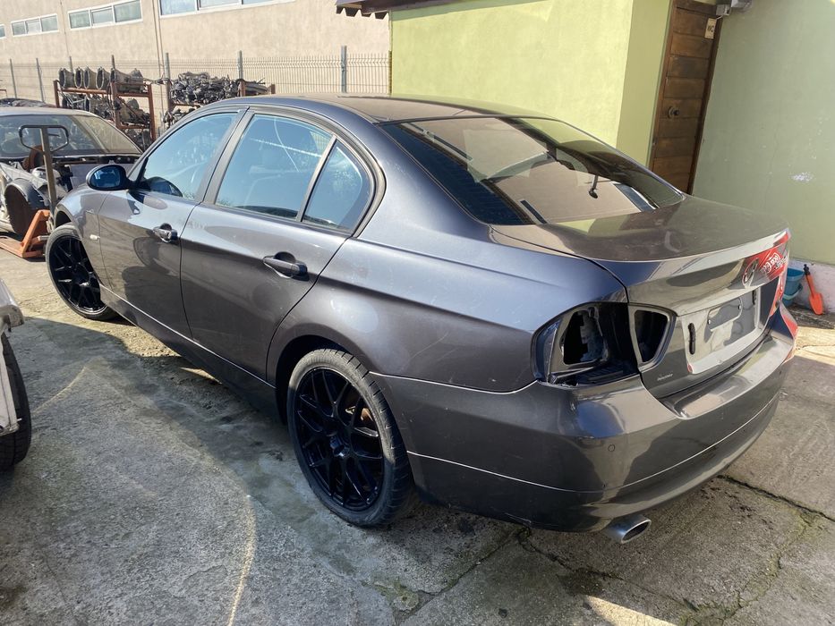 Piese BMW E90 318d N47