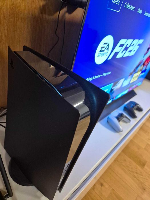 PlayStation 5 Disc Edition + 2 контролера