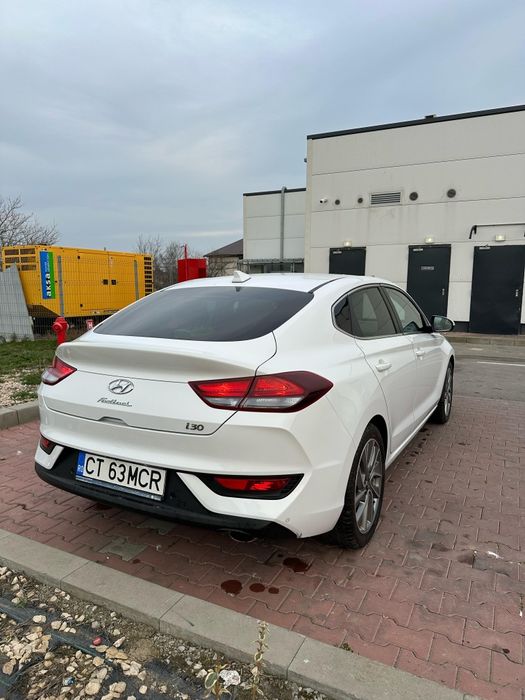 Hyundai i30 fastback