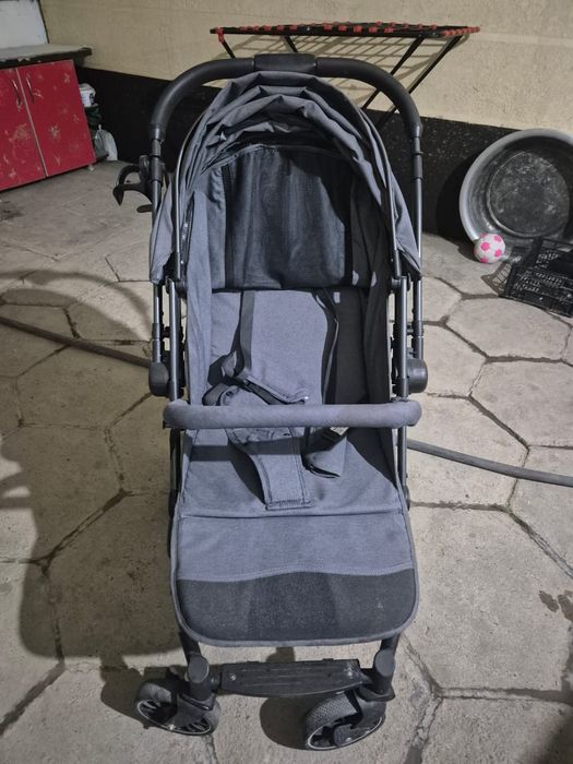 Продам детскую коляску