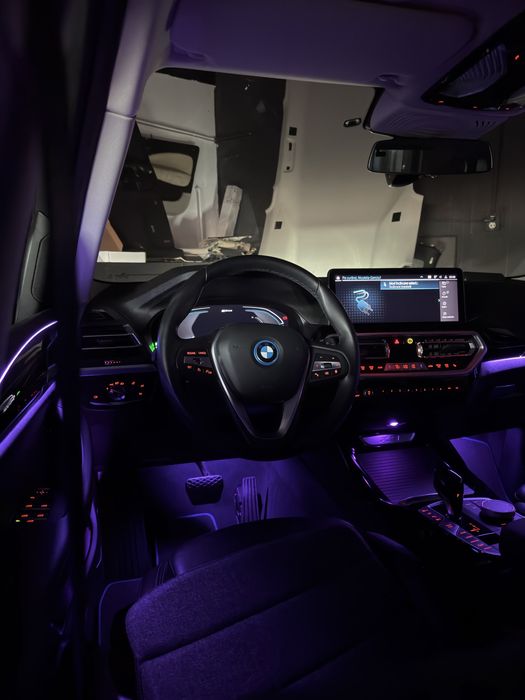 Lumini ambientale dedicate symphony Mercedes benz W213 W205 BMW F10 F30 G30 G20 G01 G03 Audi A3 A4 A5 A6 A7 A8 Porsche Cayenne SkodaVrs Octavia Superb