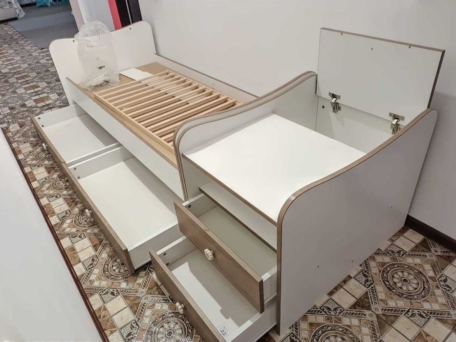 Vând pătuț bebe in stare f. bună.