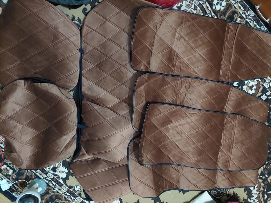 Продам чехлы на автомобиль