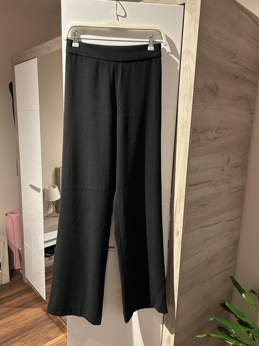 Черен широк панталон ZARA