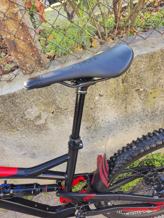 YT industries jeffsy 27.5 M размер Rockshox  Pike , 1x11 SLX Като нов