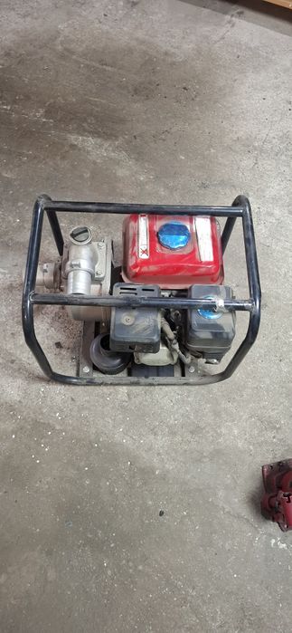 Бенза  помпа продам
