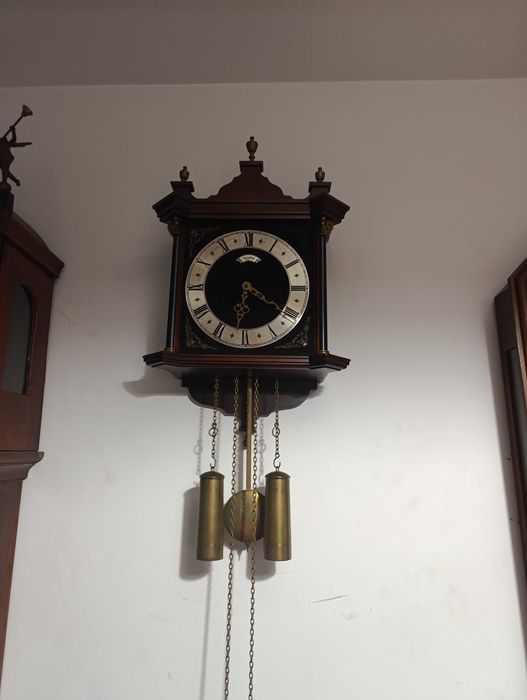 Ceas vintage cu pendula