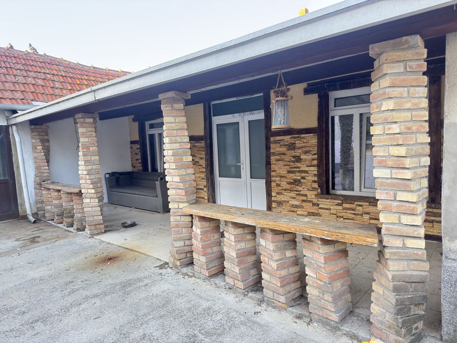 Casa De Vanzare