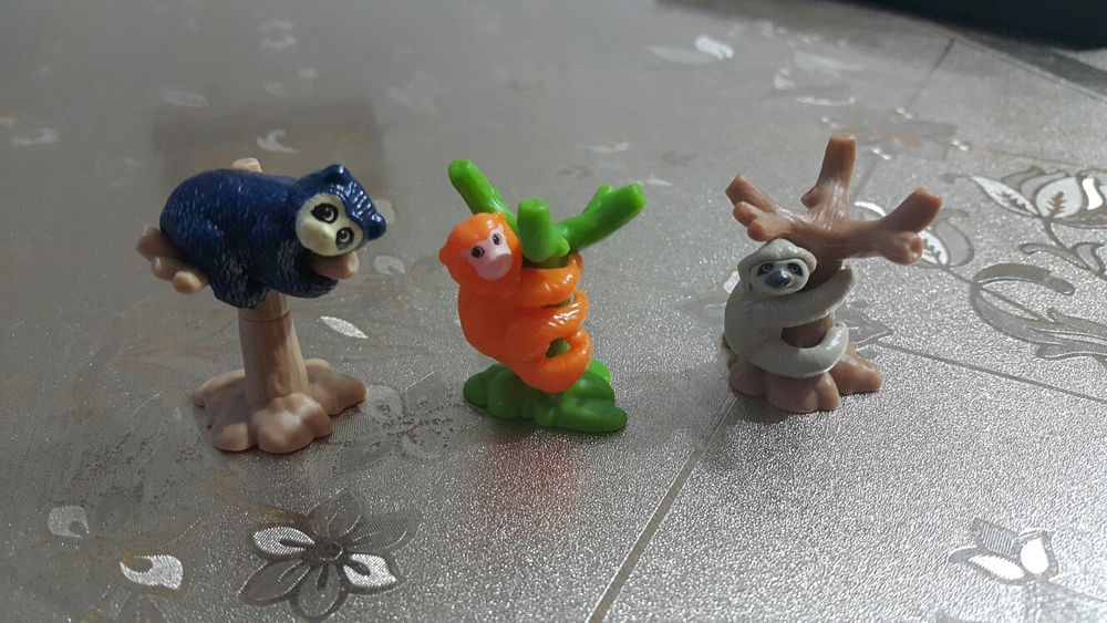 Киндер играчки- kinder surprise