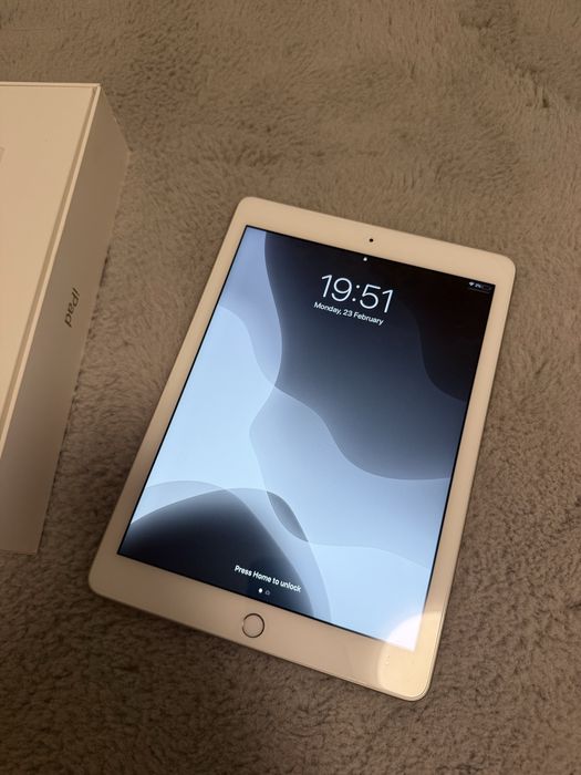iPad 9 128GB Златен