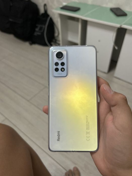 Redmi note 12pro 256/8+4