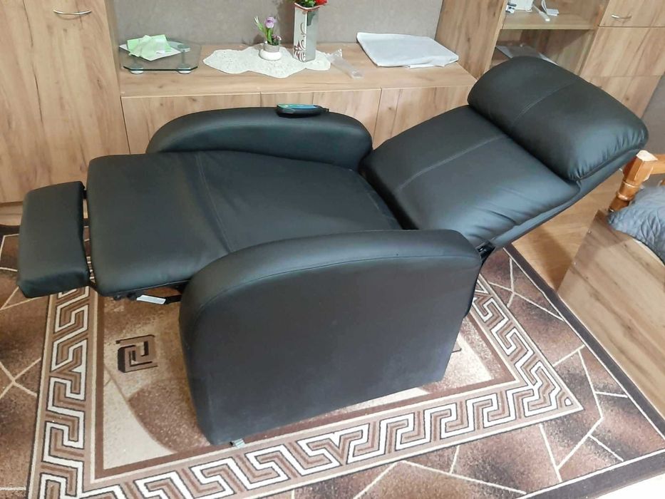 Масажен стол/ реклайнер/
