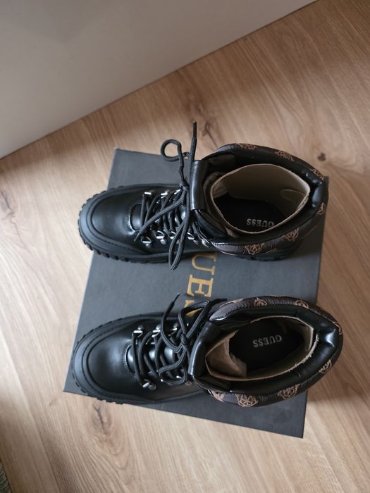 Guess нови дамски боти