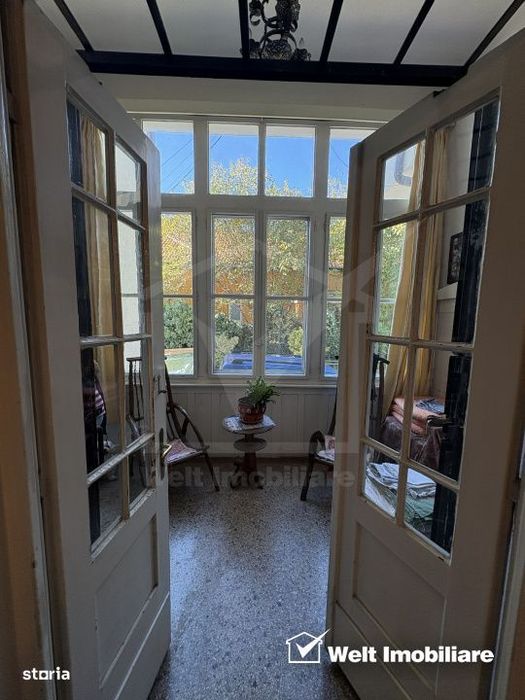 Apartament extrem de spatios, in vila interbelica, curte si gradina pr