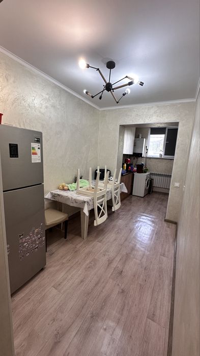 Этаж уй сатылады сРОЧНО