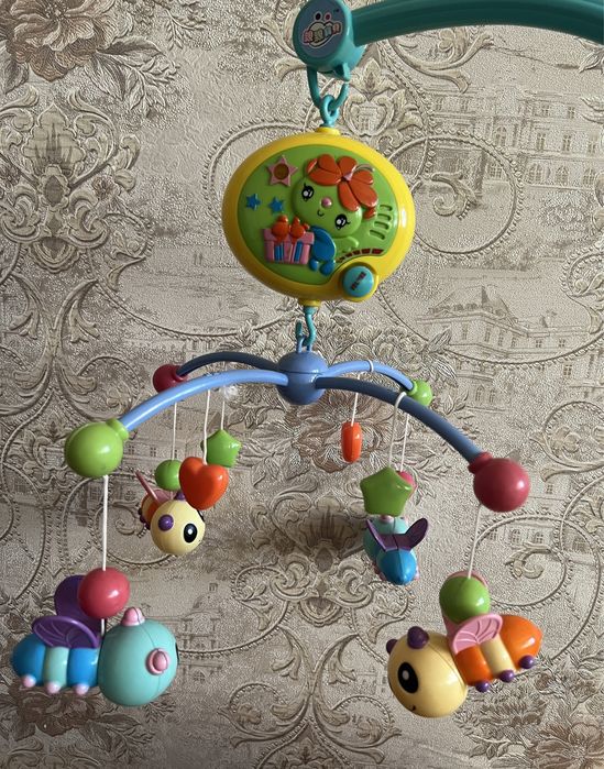 Музыкальный мобиль Пчелки