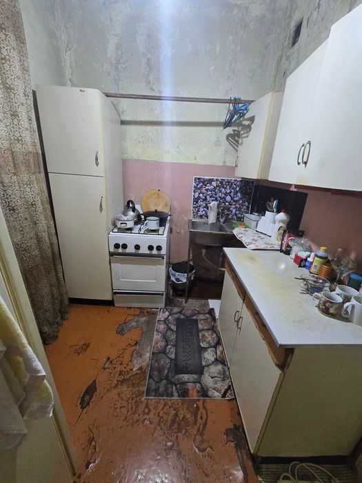 чиланзар 20 2-1-4,, 50м2, балкон 1,5х6, можно под офис