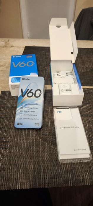 Мобилен телефон Zte v60 256gb