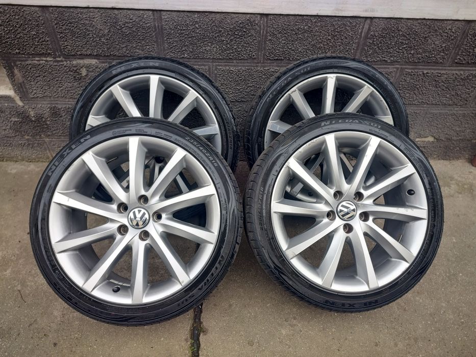 Vând Set Jante Aliaj 5x112+Cauciucuri 235/40/R18 Vara Passat CC Golf