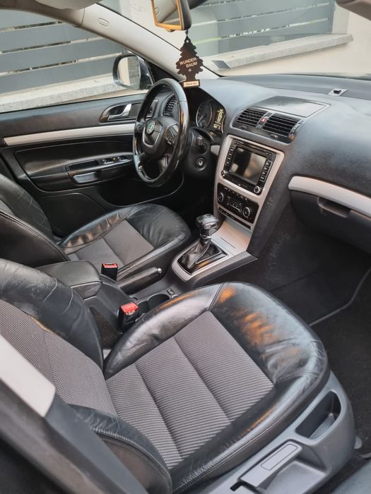 Vând Skoda Octavia II Facelift Motor 1.6 TDi cutie de viteze automata
