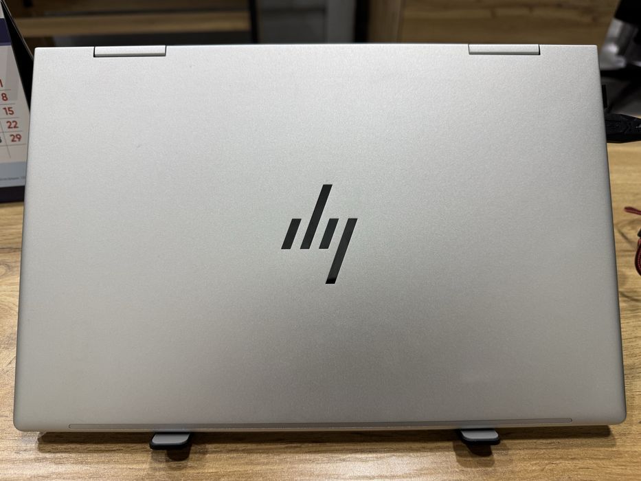 HP Envy x360 2-in-1 Laptop 14-es1xxx