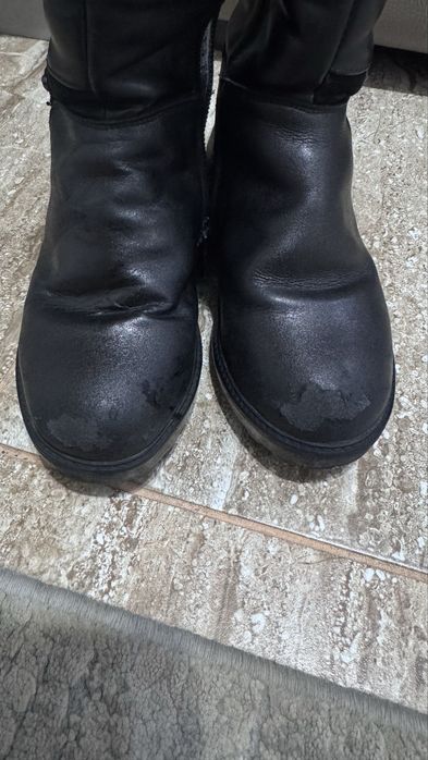 Продается детские сапоги 27 размер кожа