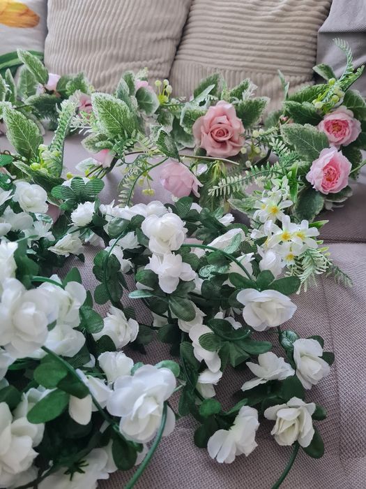 Изкуствени цветя за аранжировка