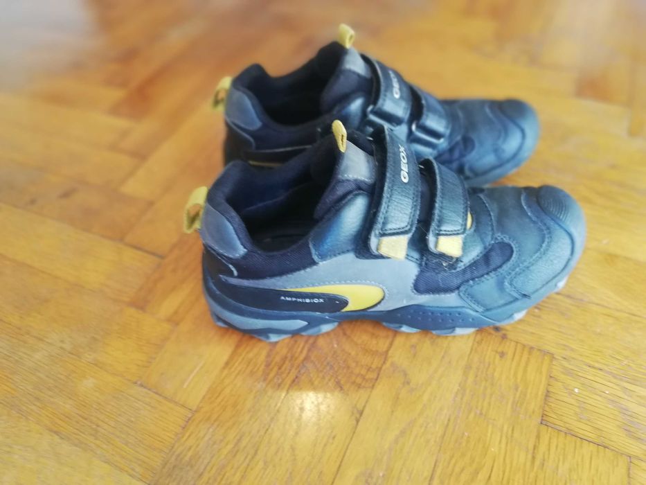 Geox детски обувки 36