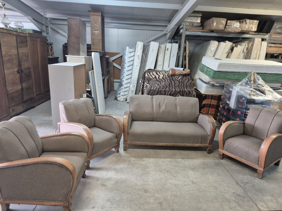 Диван и три фотьойла