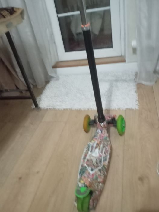 Продам детские самокаты